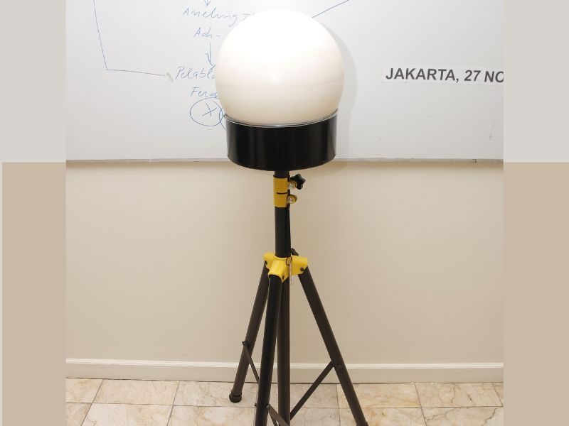 Spektrometer Neutron Pasif